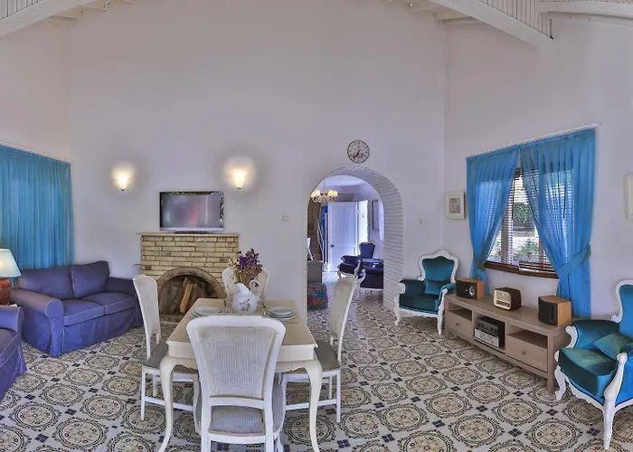 Ilica 2* Çeşme